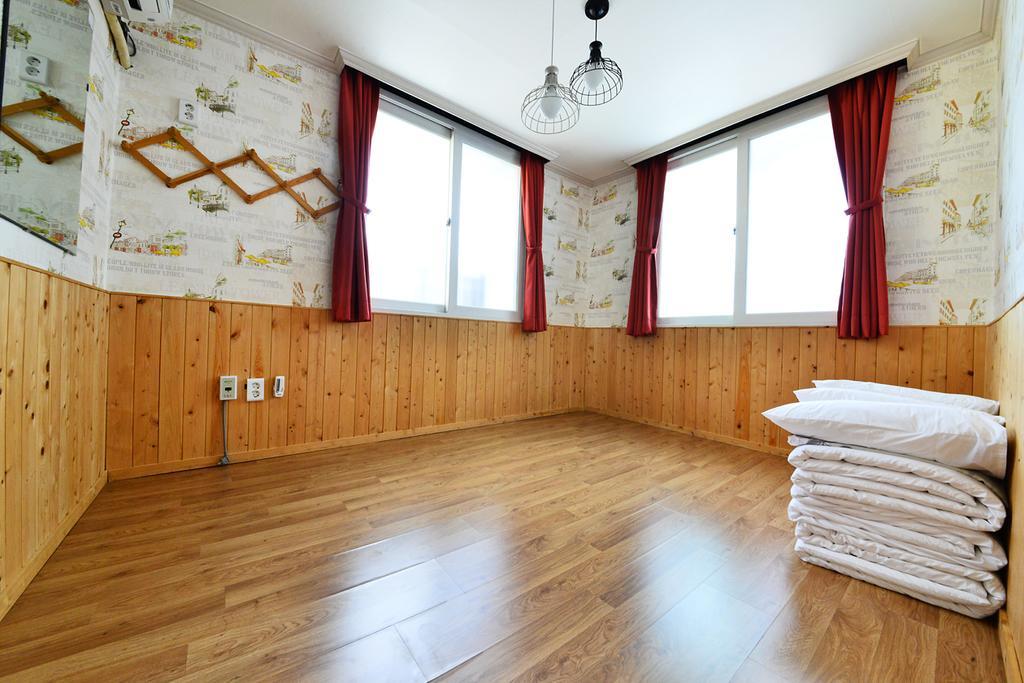 Gyeongju Namu Guesthouse Δωμάτιο φωτογραφία