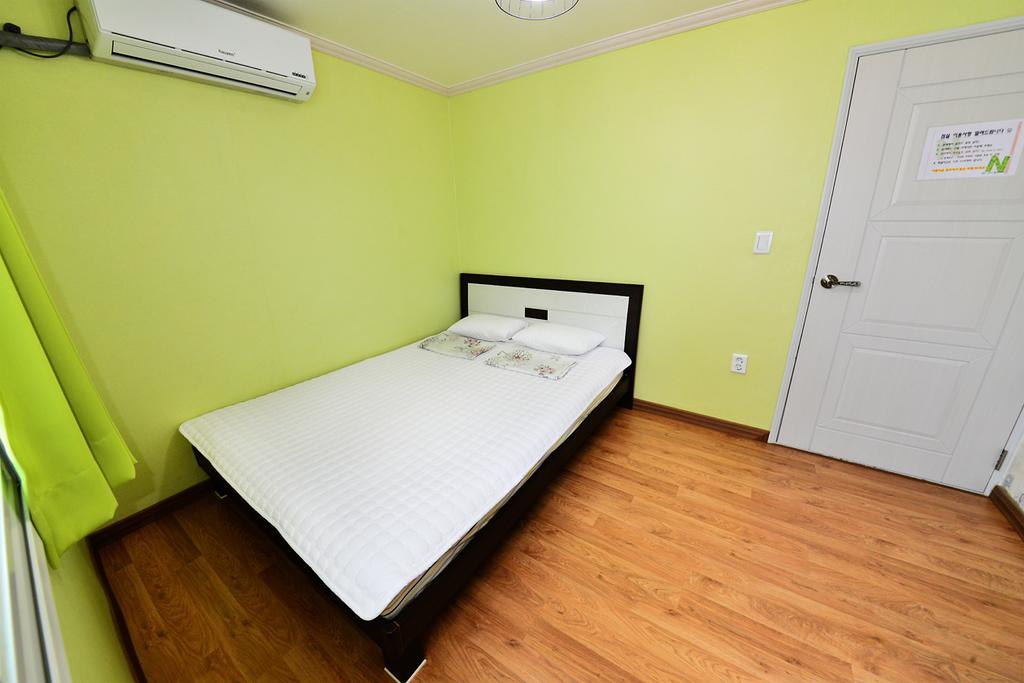 Gyeongju Namu Guesthouse Δωμάτιο φωτογραφία